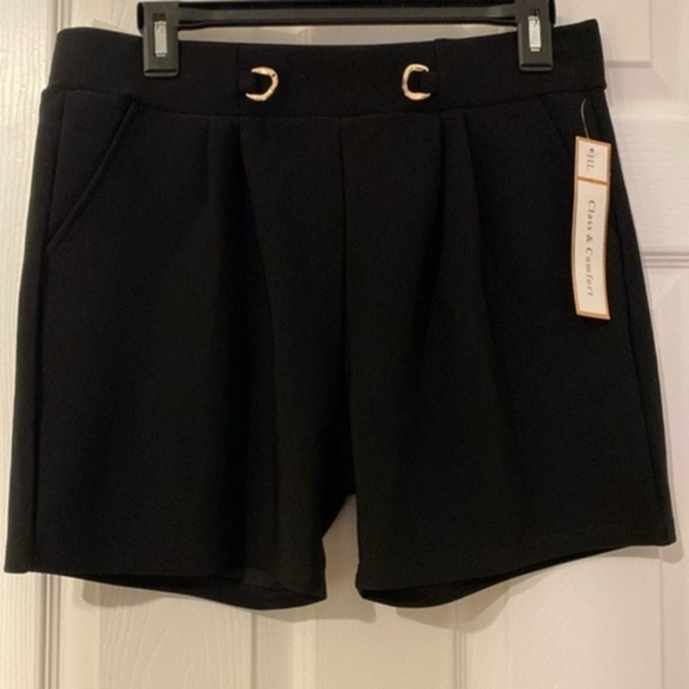 Women shorts